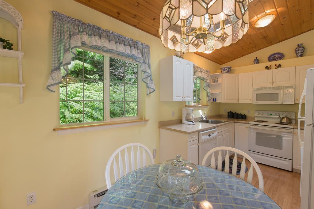 A Hidden Haven Cottages Port Angeles Exterior photo